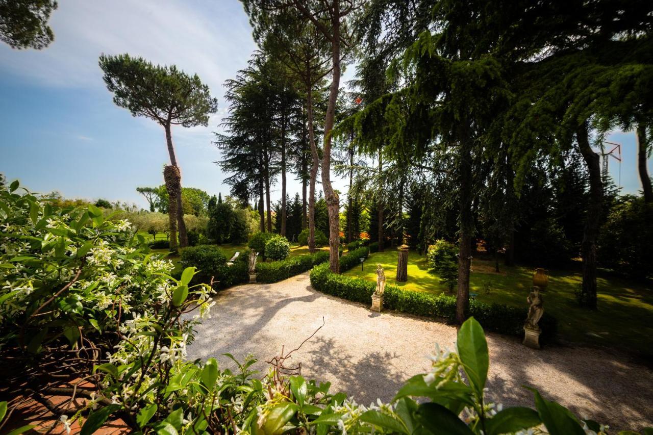 Casa Matilde Bed & Breakfast Mommio ภายนอก รูปภาพ